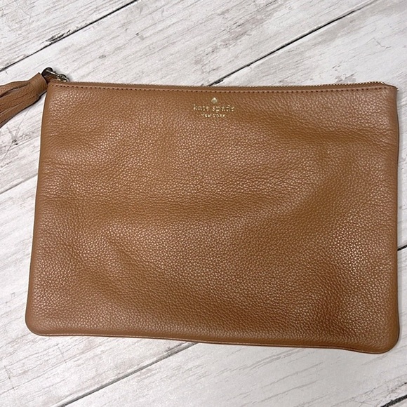 Kate Spade Camel Tan Pebbled Leather Zippered Clutch Bag - Picture 1 of 10